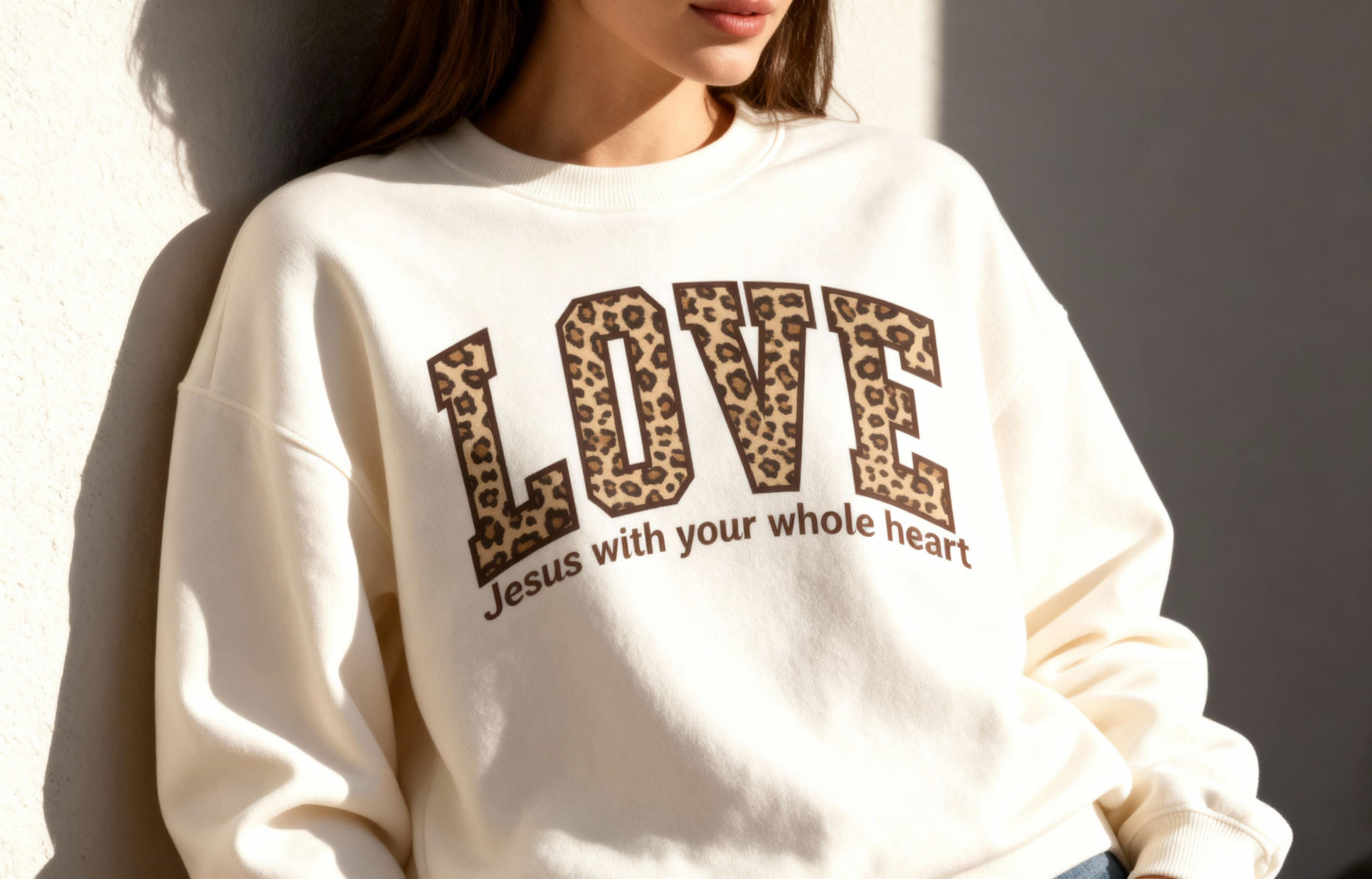 "LOVE" Leopard Graphic Sweatshirt