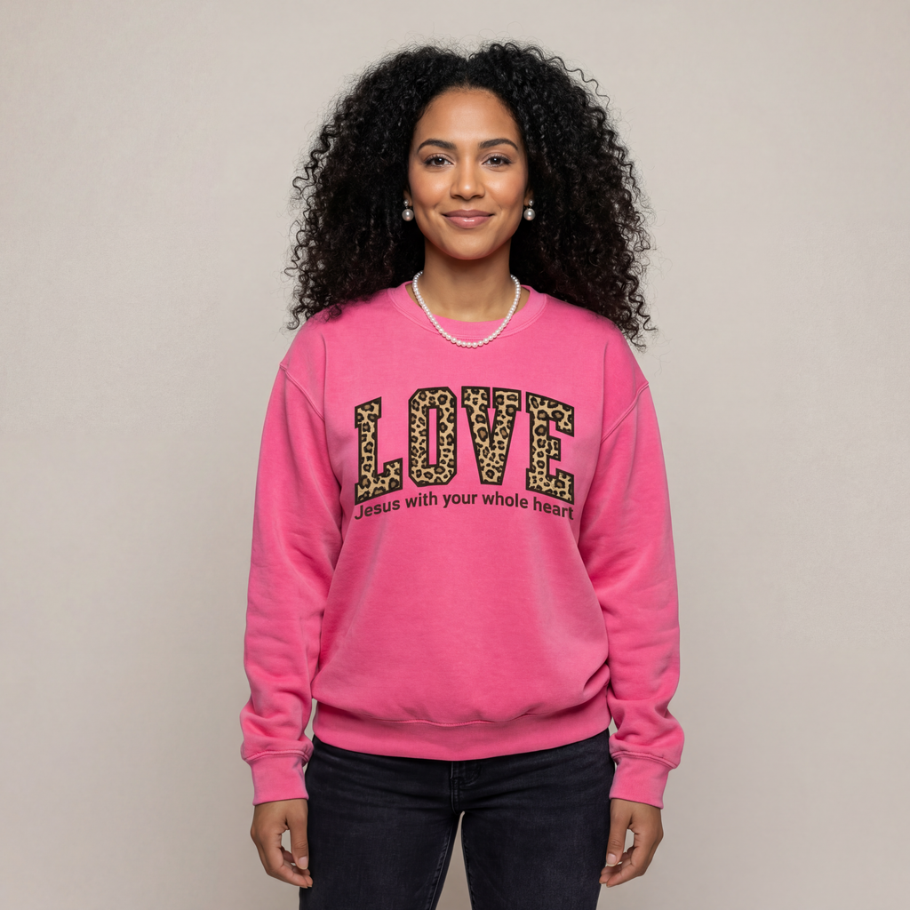 "LOVE" Leopard Graphic Sweatshirt